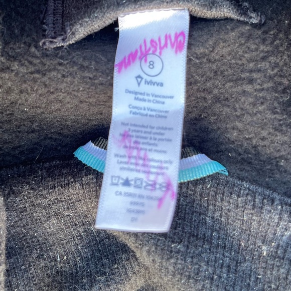 Lululemon Ivivva Cuddle Me Sparkle Jacket size 8 preloved activewear - Picture 4 of 6